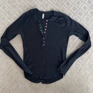 Free People Black Long Sleeve Tee